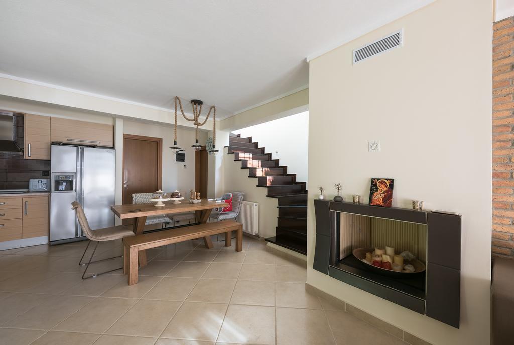 Elani Villa Dieci By Luxlikehome Siviri Room photo